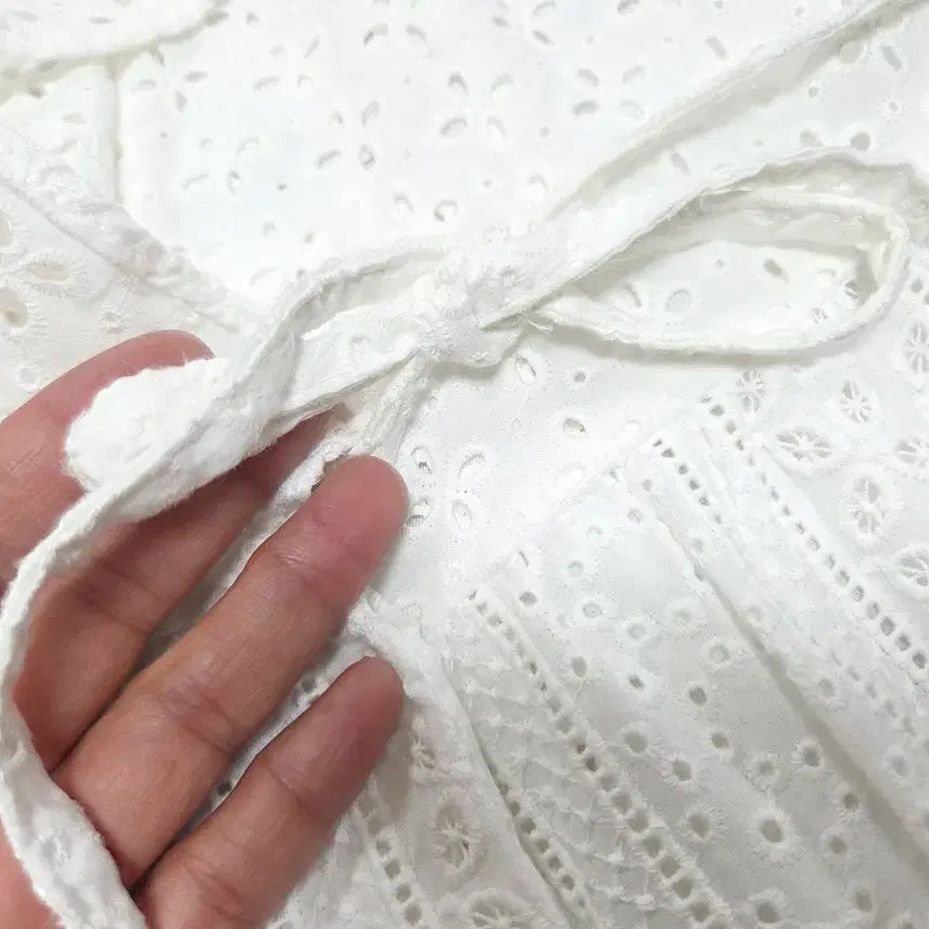 [BUNJANG] EYEYE Punching Eyelet Wrap Dress / 아이아이(EYEYE) 펀칭 아일렛 랩원피스 프리사이즈