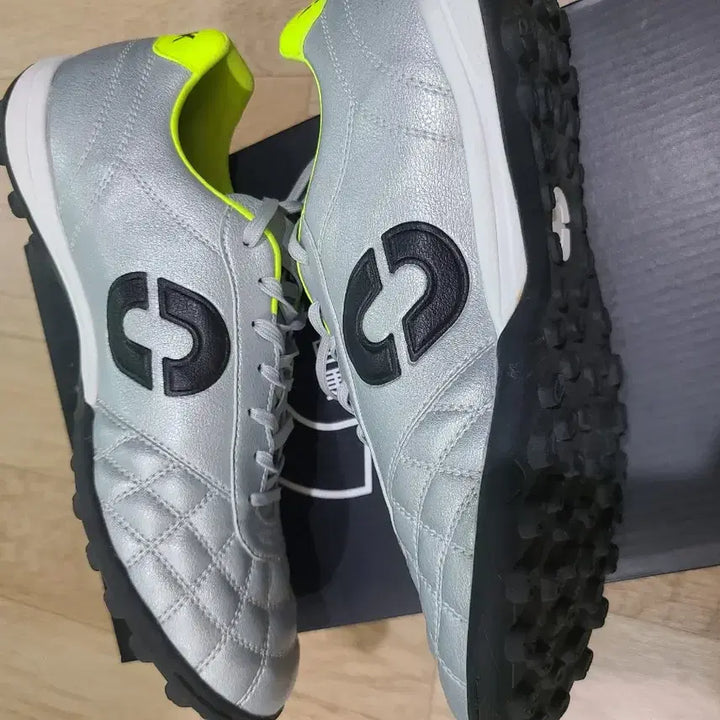 [BUNJANG] UPOWER Mark 3 TF Futsal Shoes / 우파워 마크3 tf 풋살화