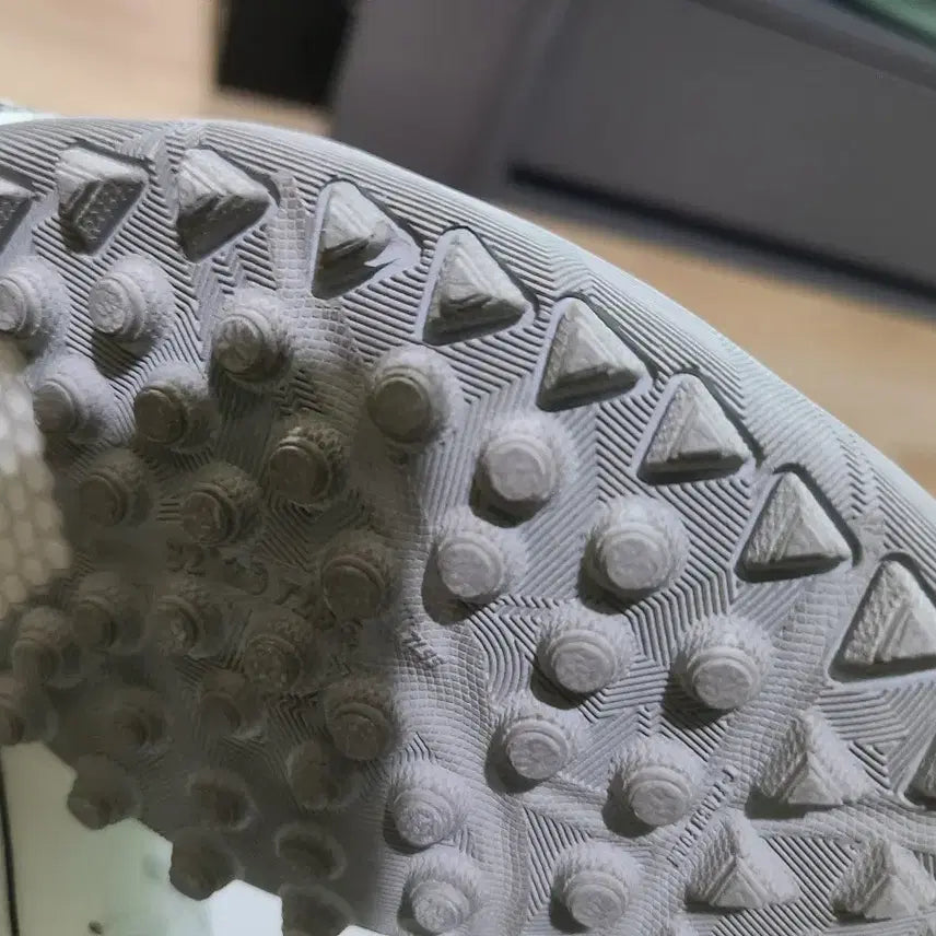 [BUNJANG] TLSS Striker UL TF Futsal Shoes / tlss 스트라이커 ul tf 풋살화