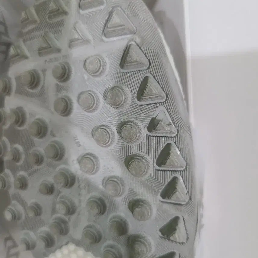 [BUNJANG] TLSS Striker UL TF Futsal Shoes / tlss 스트라이커 ul tf 풋살화