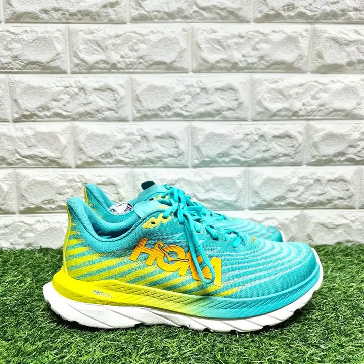[SOLD OUT] 호카오네오네 마하 5 런닝화 운동화 290mm