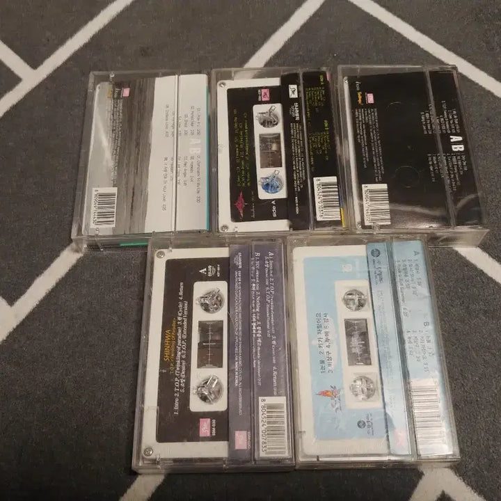 [BUNJANG] Shinhwa Cassette Tape Bundle (5 Items) / 신화 카세트테이프 5개