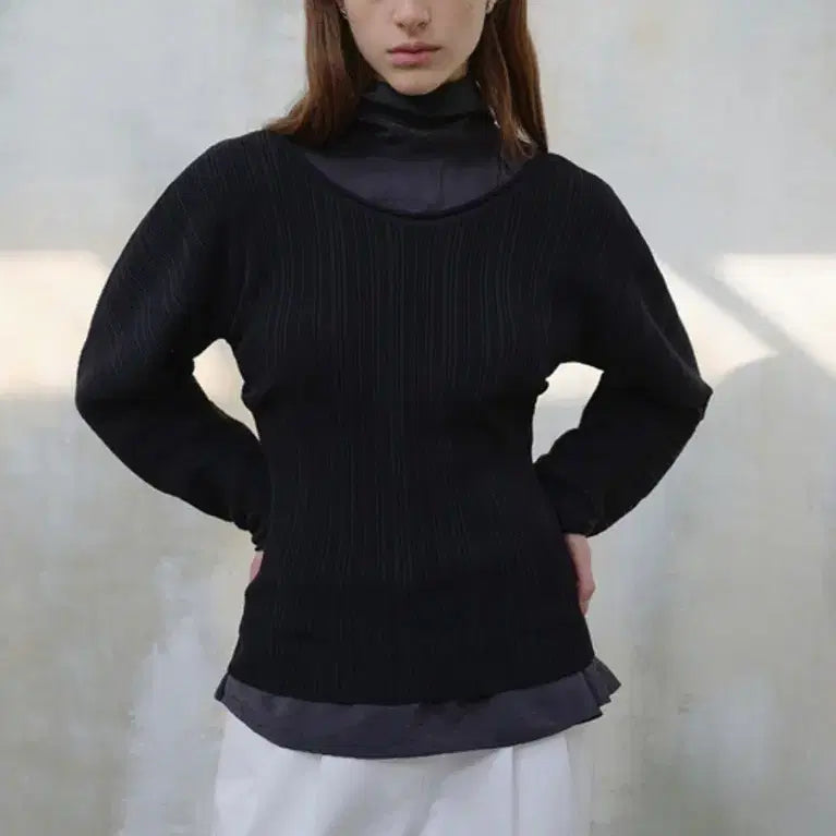 [BUNJANG] (새상품)mukha ARCH PLEAT KNIT 블랙 무카 / (새상품)mukha ARCH PLEAT KNIT 블랙 무카