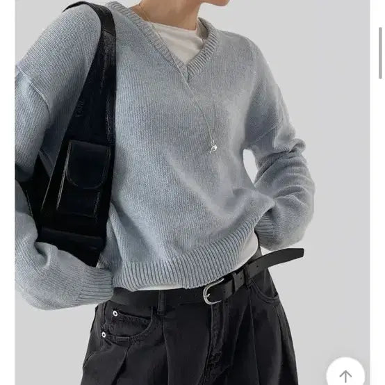 [BUNJANG] Autumn V-Neck Knit Sky Blue / 어텀 브이넥 니트 스카이블루
