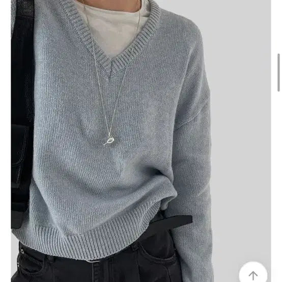 [BUNJANG] Autumn V-Neck Knit Sky Blue / 어텀 브이넥 니트 스카이블루