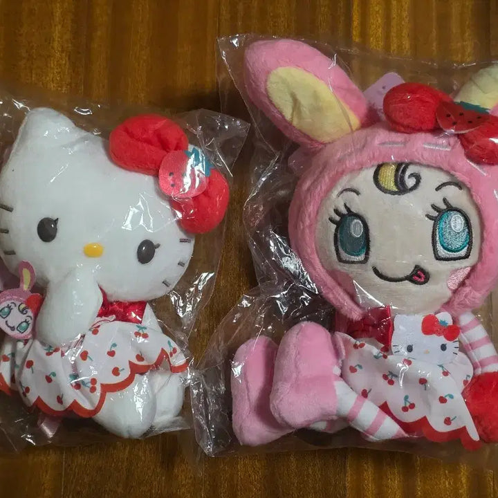 [BUNJANG] Mezzo Piano Hello Kitty Collaboration Mascot Keyring Bundle Set / 미개봉 새제품 메조피아노 헬로키티 콜라보 마스코트 키링 세트 일괄