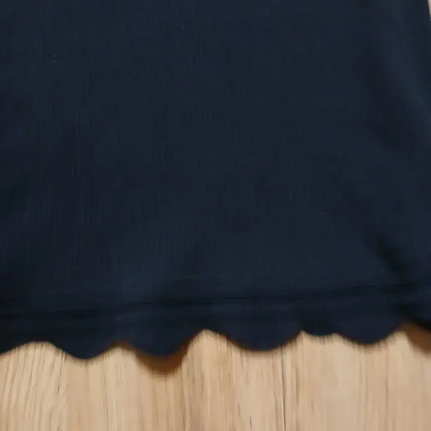 [BUNJANG] Misha Chain Black Sleeveless Knit Top / 미샤 체인 블랙 민소매 니트.55