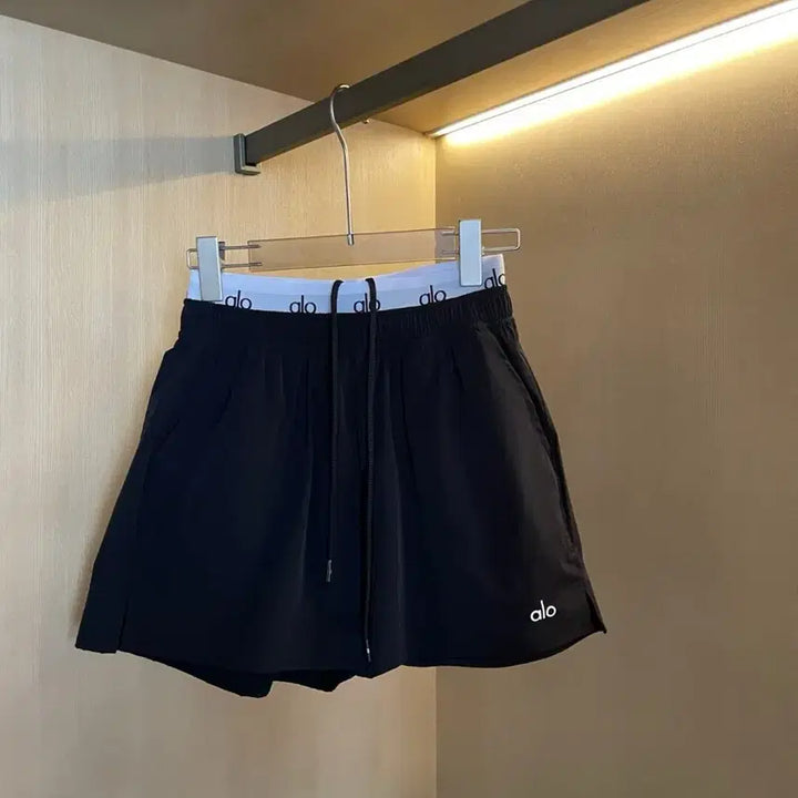 [BUNJANG] Alo Yoga Bounding Logo Crinkle Shorts / 알로 aloyoga 밴딩 로고 바스락 반바지 [새상품]