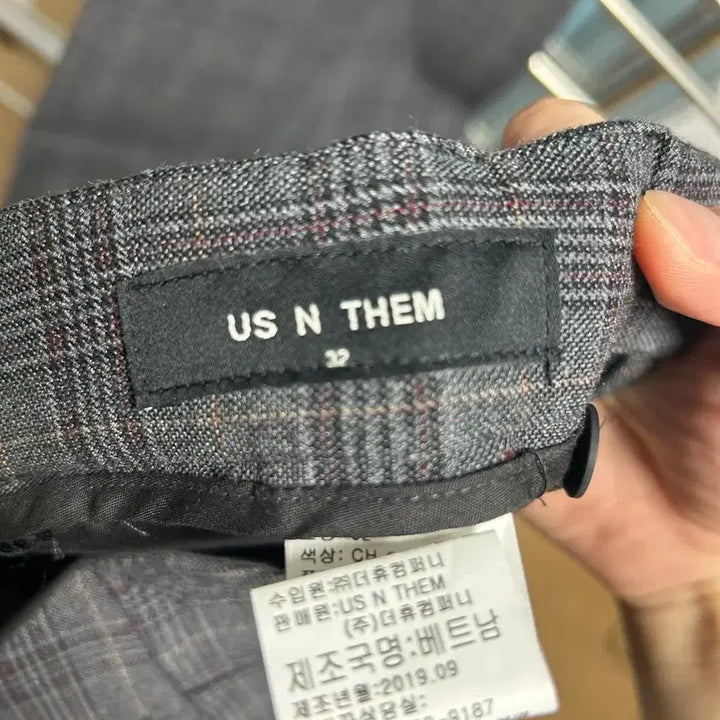 [SOLD OUT] US N THEM 체크정장 셋업 (100,32)
