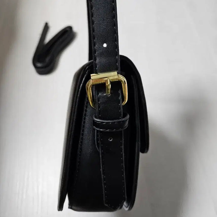 [BUNJANG] Black Mini Crossbody Shoulder Bag / (새상품)블랙 미니 숄더백 크로스백
