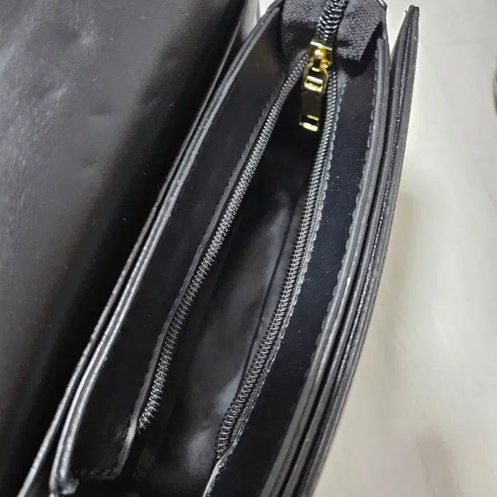 [BUNJANG] Black Mini Crossbody Shoulder Bag / (새상품)블랙 미니 숄더백 크로스백
