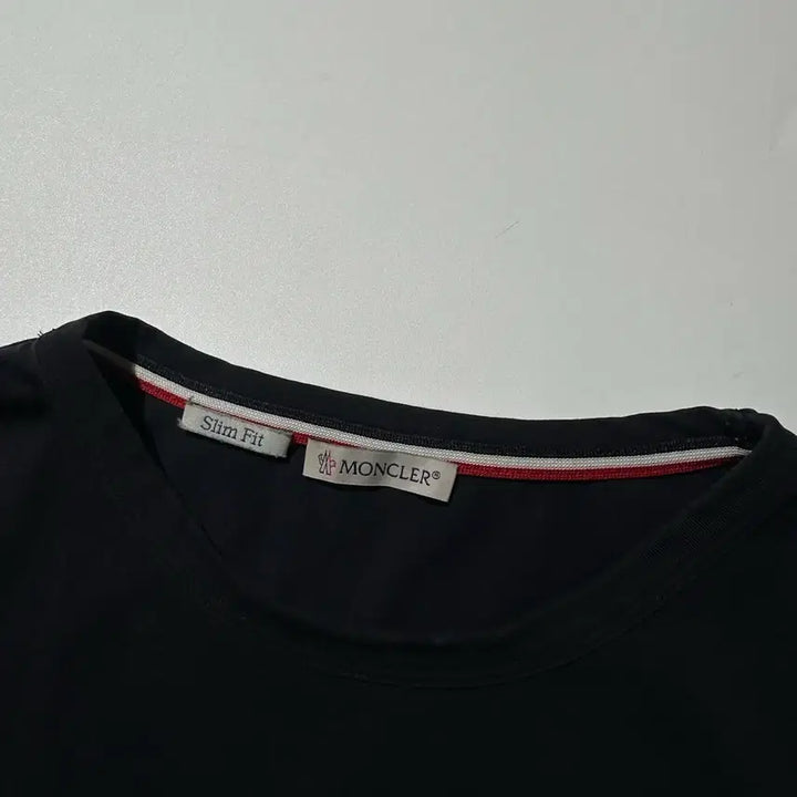 [SOLD OUT] [L,매장판] 몽클레어 사이드로고 반팔 티셔츠