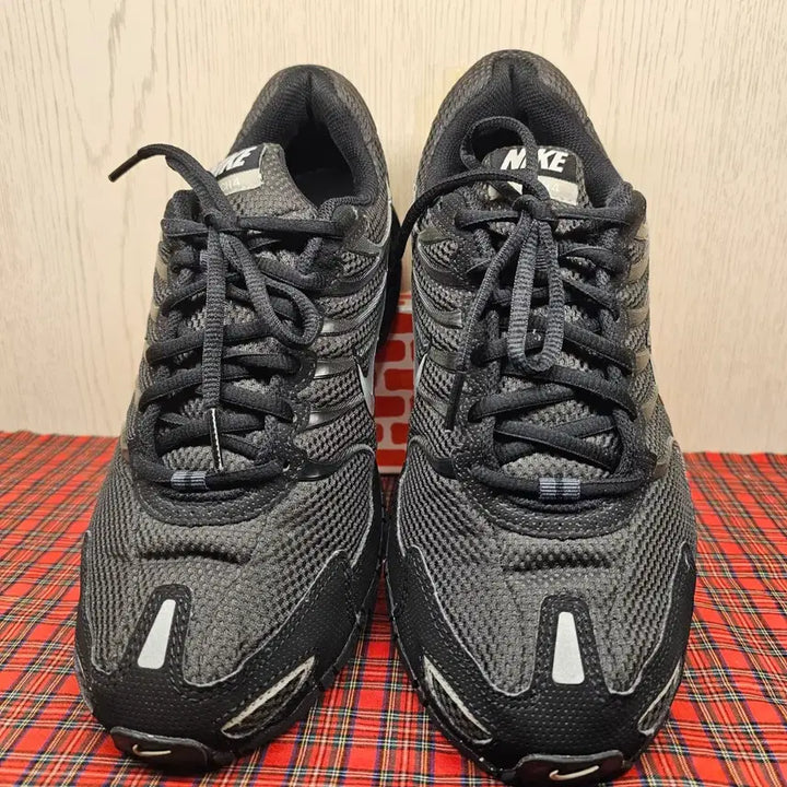 [SOLD OUT] 사이즈 270mm / 나이키 에어맥스 토치 4 앤트러사이트 메탈릭 실버