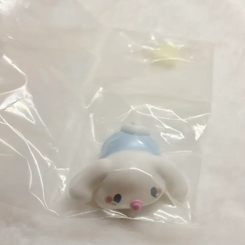 [BUNJANG] Bandai Sanrio Cinnamoroll Mocchi-Koko Ring Figure / 반다이 산리오 모찌코코링 피규어 시나모롤