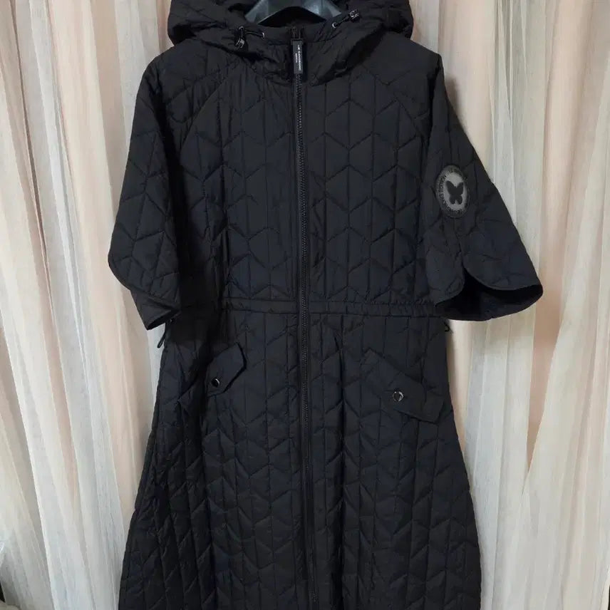 [BUNJANG] Lie Sang Bong Quilted Hooded Half Coat Black / [새상품] 이상봉 퀼팅 후드 하프 코트 블랙