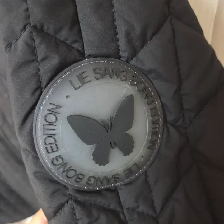 [BUNJANG] Lie Sang Bong Quilted Hooded Half Coat Black / [새상품] 이상봉 퀼팅 후드 하프 코트 블랙