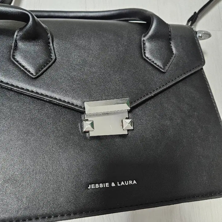 [BUNJANG] Black Tote &amp; Crossbody Bag / (새상품)블랙 토트&amp;크로스백