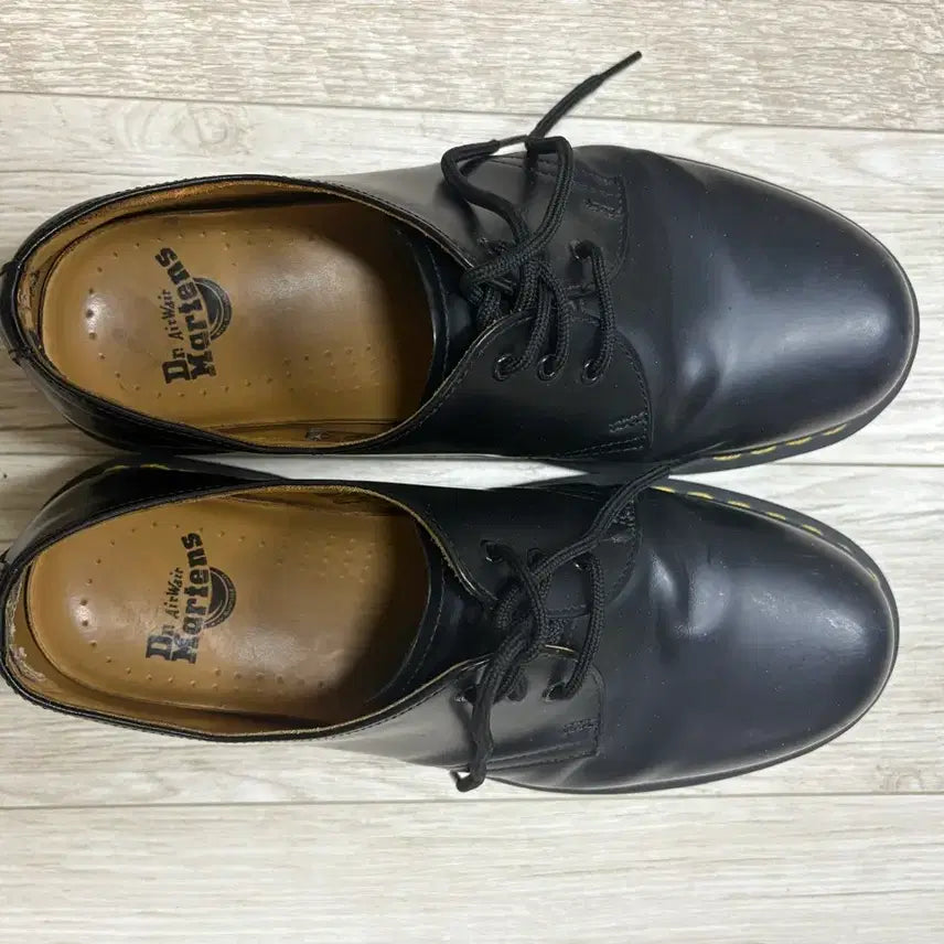 [SOLD OUT] 닥터마틴 1461 3홀 스무스 270