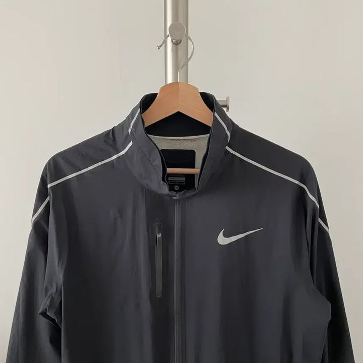 [BUNJANG] Nike Windbreaker Jacket / 나이키(NIKE) 윈드브레이커 바람막이