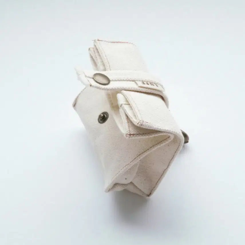 [BUNJANG] LUFF Baby Pocket Ivory with Keyring / LUFF 러프 베이비포켓 아이보리 (+키링)
