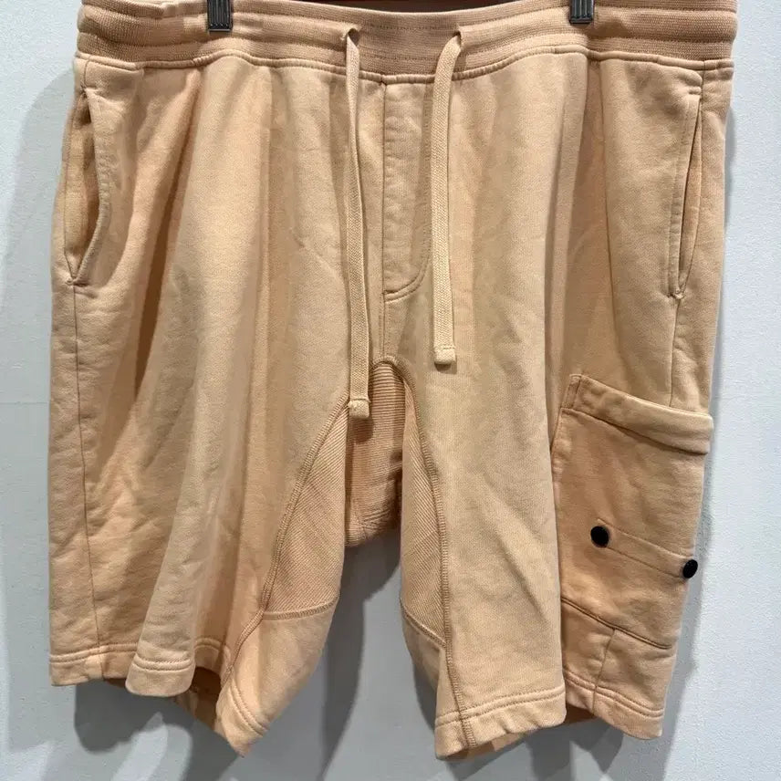 [SOLD OUT] 스톤아일랜드 카고 반바지 XL 피치색 정품