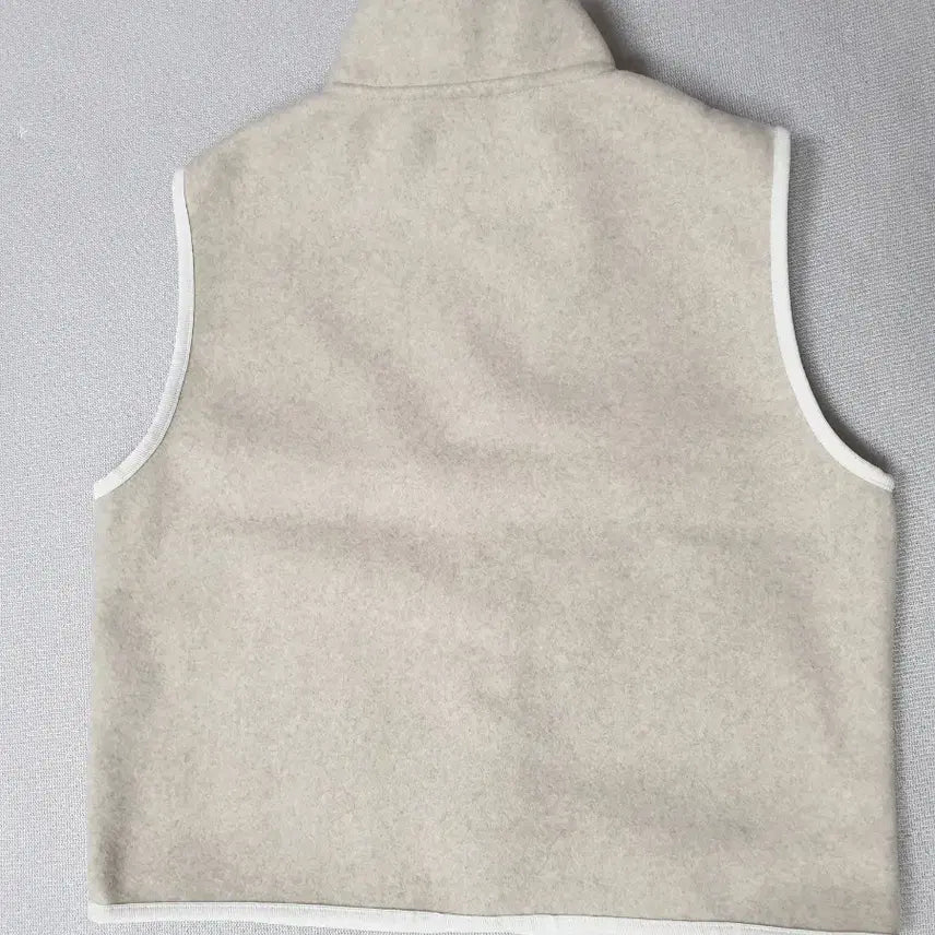 [SOLD OUT] 탑텐 아이보리 버튼업 조끼 베스트 여성85