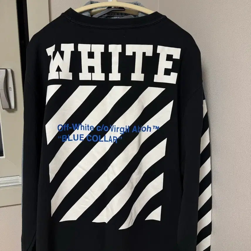 [SOLD OUT] {A+/XXL} 오프화이트 신형 맨투맨