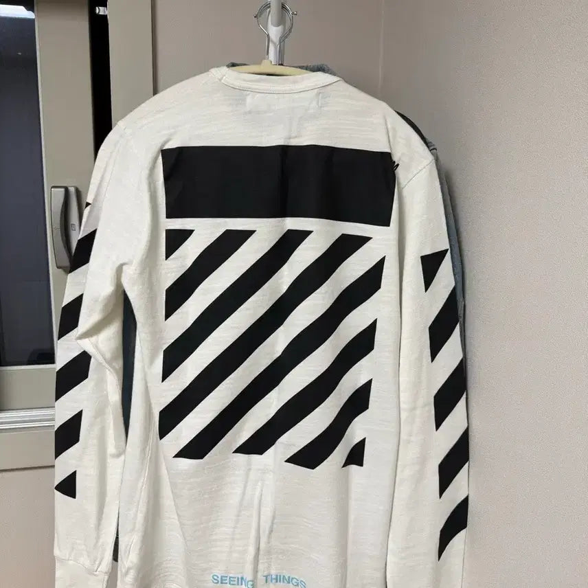[BUNJANG] Off-White Caravaggio Long Sleeve / {A+/s} 오프화이트 카라바조 롱슬리브