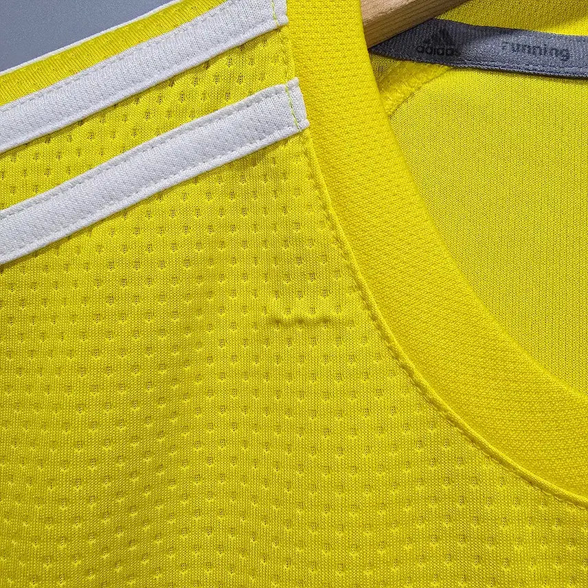 [BUNJANG] Adidas Yellow Logo Sleeveless T-shirt / 아디다스(ADIDAS) 옐로우 로고 나시 티셔츠 100