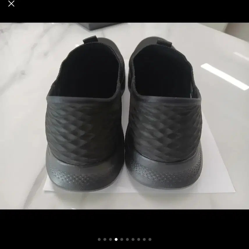 [SOLD OUT] 스케쳐스 고워크 슬립인스 블랙 265mm