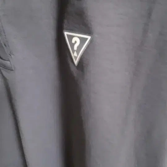 [BUNJANG] Guess Functional Short Sleeve Polo Shirt (Dark Gray) - Size S / 미사용새상품)) 게스 기능성 반팔 폴로티 S