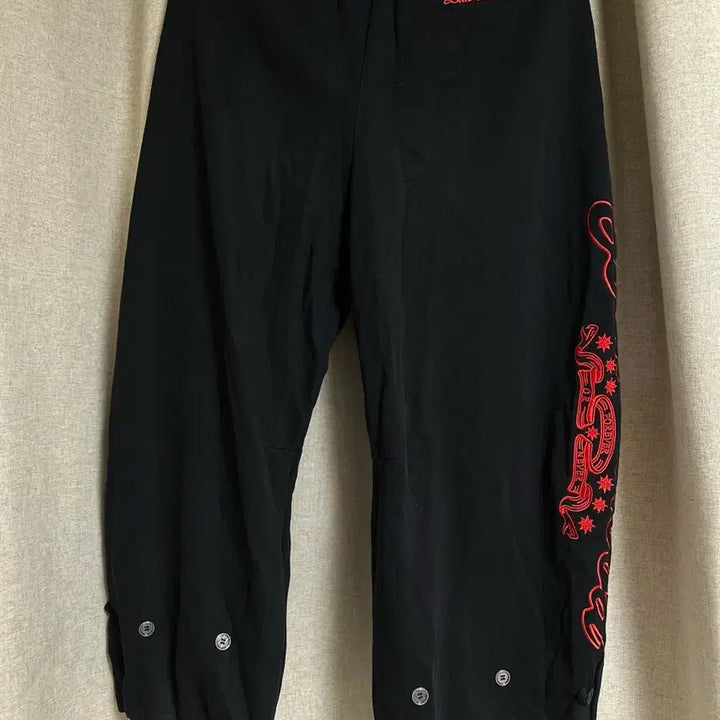 [SOLD OUT] 배드블러드 블랙 스웻 팬츠