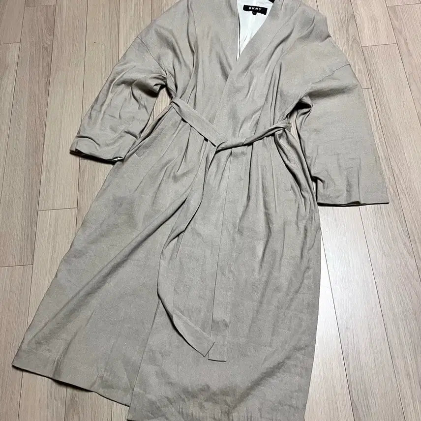 [BUNJANG] DKNY Linen No-Collar Trench Coat Cardigan Beige / DKNY 린넨 노카라 바바리 롱 트렌치코트 로브 가디건 베이지 간절기