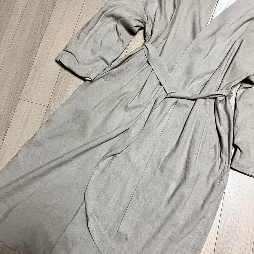[BUNJANG] DKNY Linen No-Collar Trench Coat Cardigan Beige / DKNY 린넨 노카라 바바리 롱 트렌치코트 로브 가디건 베이지 간절기