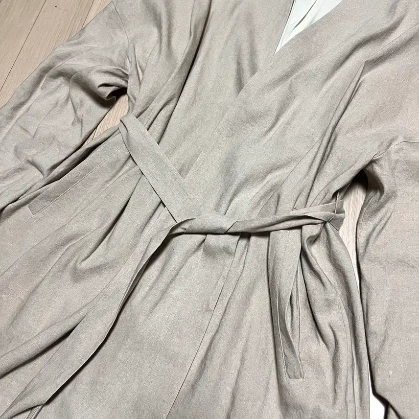 [BUNJANG] DKNY Linen No-Collar Trench Coat Cardigan Beige / DKNY 린넨 노카라 바바리 롱 트렌치코트 로브 가디건 베이지 간절기