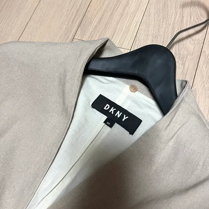 [BUNJANG] DKNY Linen No-Collar Trench Coat Cardigan Beige / DKNY 린넨 노카라 바바리 롱 트렌치코트 로브 가디건 베이지 간절기