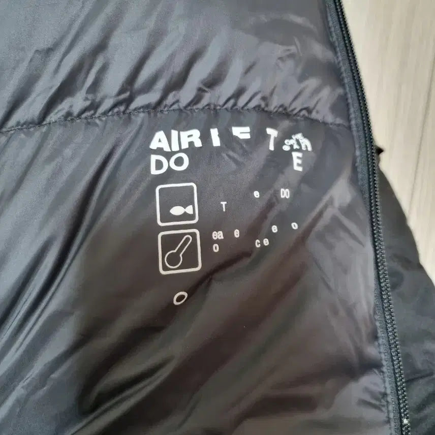 [BUNJANG] The North Face Air Heat Down Jacket Black (2XL) / 노스페이스 에어 히트 다운 자켓 블랙 110(2XL)