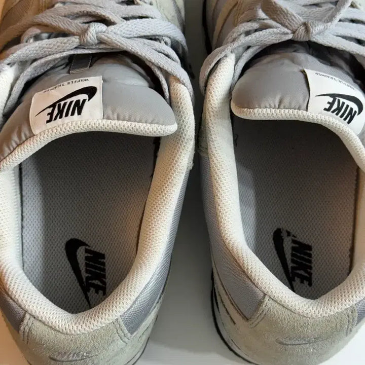 [BUNJANG] Nike Air Vortex Sneakers / 나이키신발