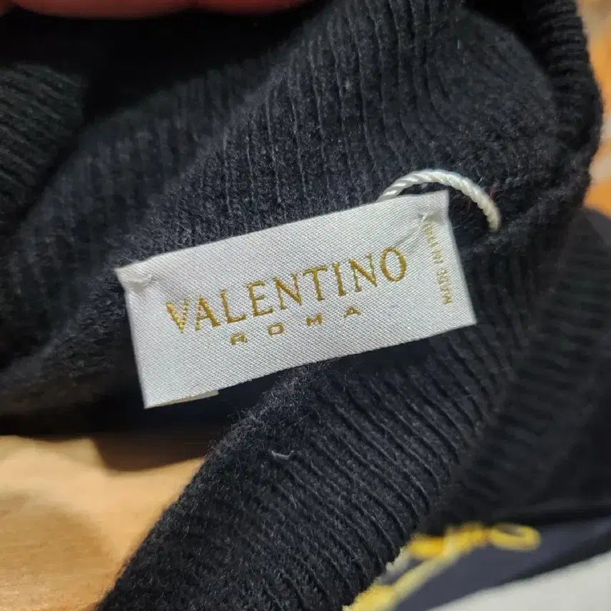 [BUNJANG] Valentino Roma Chain Pattern Turtleneck Knit / 발렌티노 로마 체인 패턴 터틀넥 니트 44 정품
