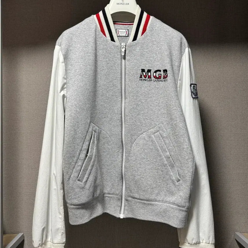 [BUNJANG] Moncler Gamma Blue Embroidered Logo Jacket Gray L / 몽클레어 감마블루 자수 로고 자켓 그레이 L