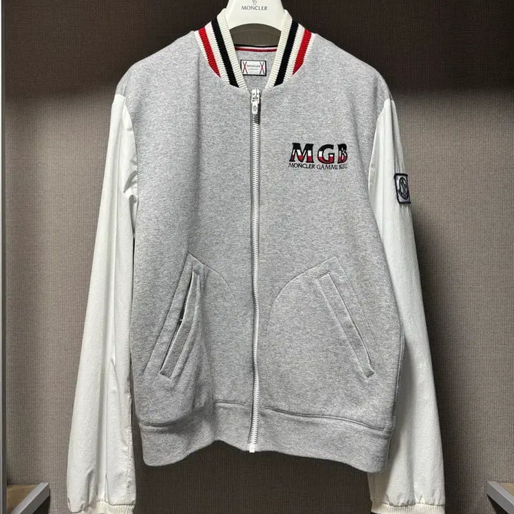 [BUNJANG] Moncler Gamma Blue Embroidered Logo Jacket Gray L / 몽클레어 감마블루 자수 로고 자켓 그레이 L