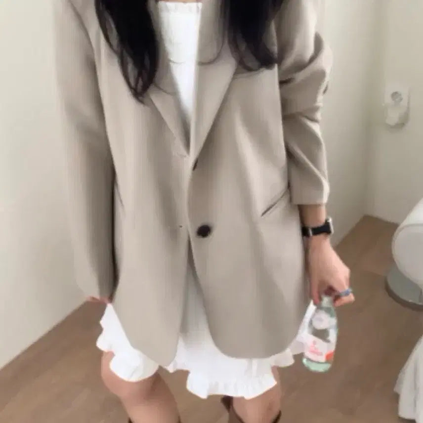 [BUNJANG] LIVAMU Mael Beige Single Button Jacket / (새상품)리브아뮤 마엘 싱글 버튼 베이지 자켓