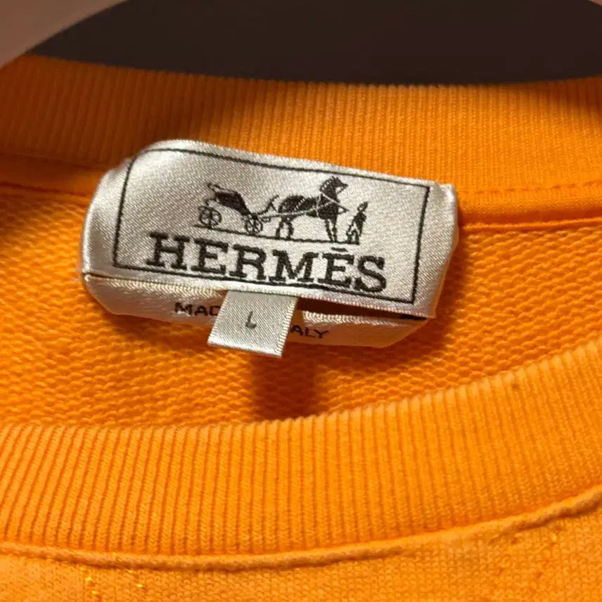 [BUNJANG] Hermès Graphic Print Crew Neck L / 에르메스 그래픽 프린트 크루넥 L