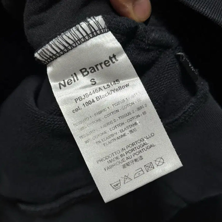[BUNJANG] Neil Barrett Yellow Thunder Print Black Sweatshirt / 닐바렛 옐로우 썬더플린팅 블랙 스웻셔츠 맨투맨 블랙 S