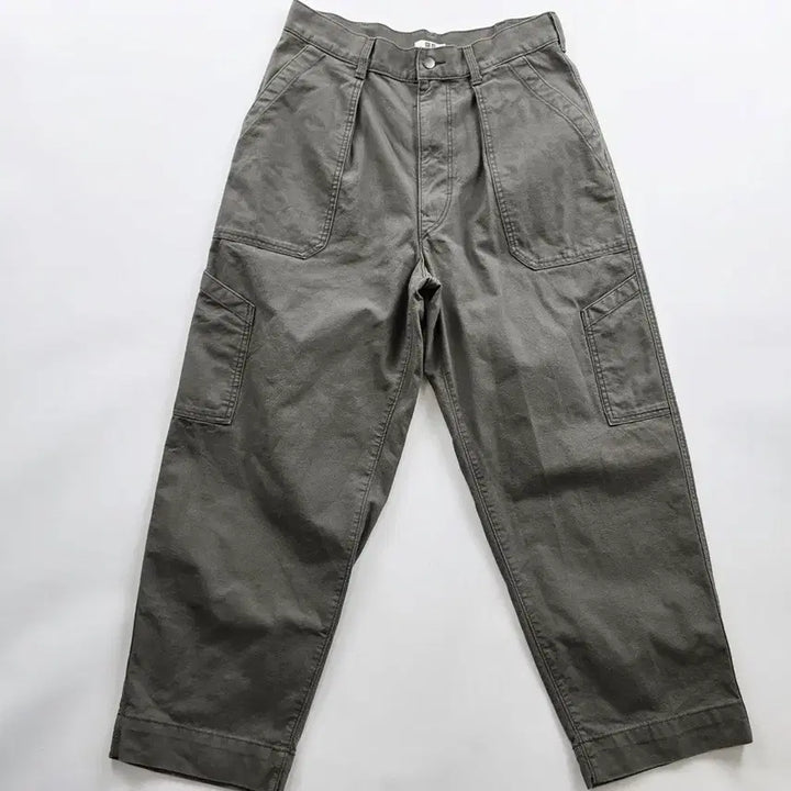 [BUNJANG] Uniqlo Carpenter Cargo Pants Khaki Size 31 / 유니클로 카고바지 카키 카펜터 사이즈31 R5129