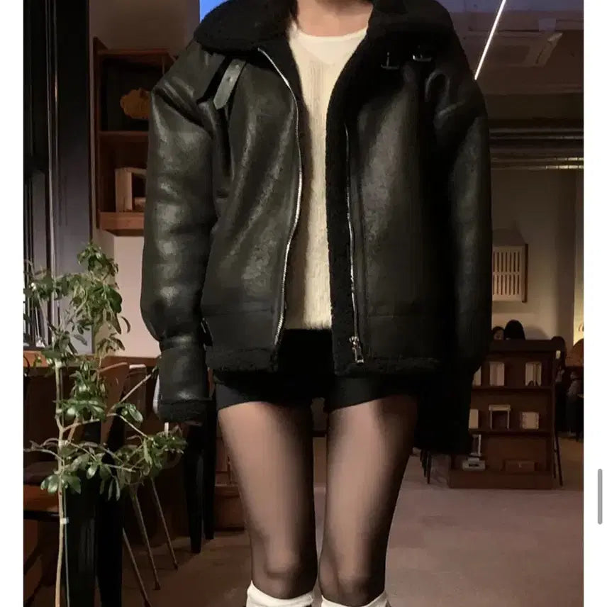 [BUNJANG] Young &amp; Rich Berlin Mustang Jacket / 영앤리치 베를린 무스탕