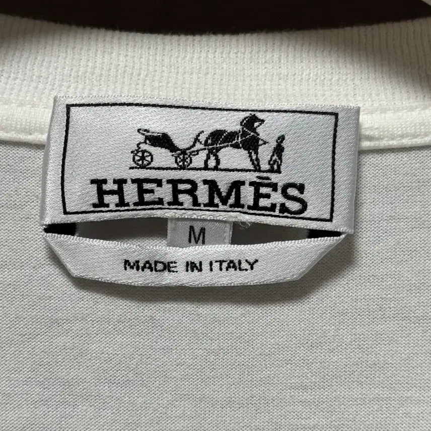 [BUNJANG] Hermès Joies et Dragons Printed T-Shirt White M / 에르메스 주아즈 에 드래곤 프린티드 반팔 티셔츠 화이트 M