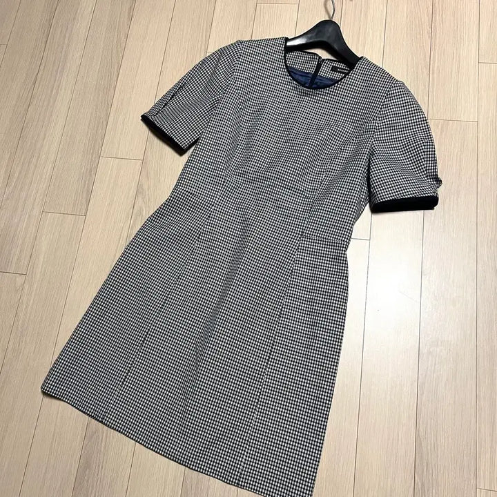 [BUNJANG] Beanpole Gingham Check Puff Sleeve Dress / 빈폴 반팔 퍼프 소매 깅엄체크 원피스 하객룩 소개팅룩 나들이룩 여행룩