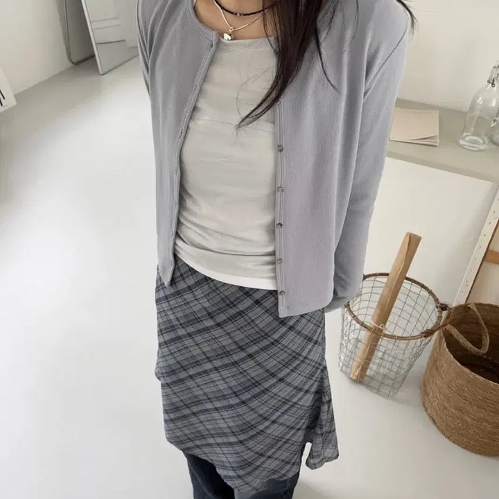 [BUNJANG] Optenso Curve Modal T-shirt + Span Button Cardigan Set / 옵텐소 curve modal t + span button cadigan