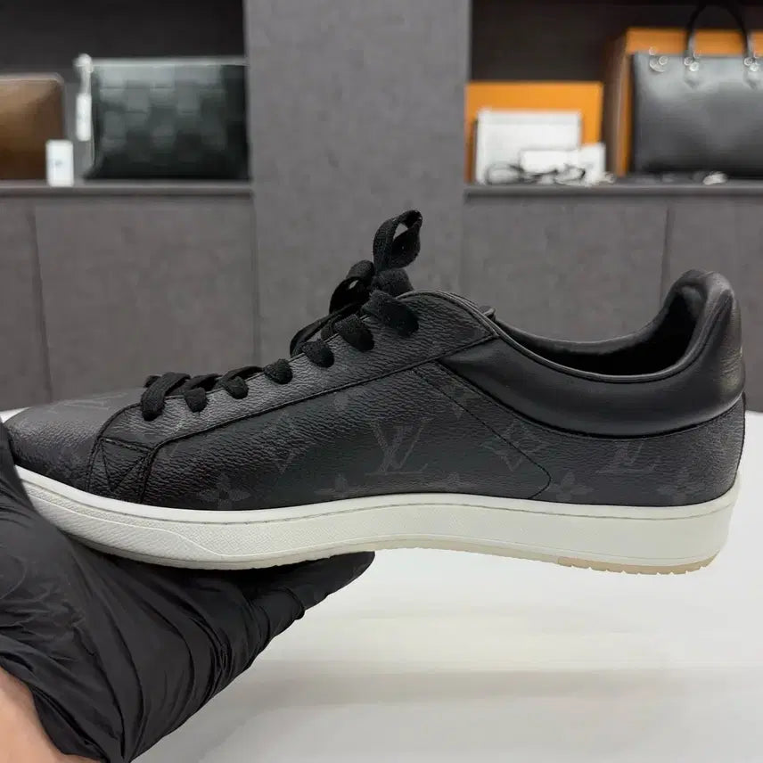 [BUNJANG] Louis Vuitton Luxembourg Sneakers / [ 7.5사이즈 ] 루이비통 룩셈부르크